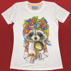 Єнотик дівчина у віночку